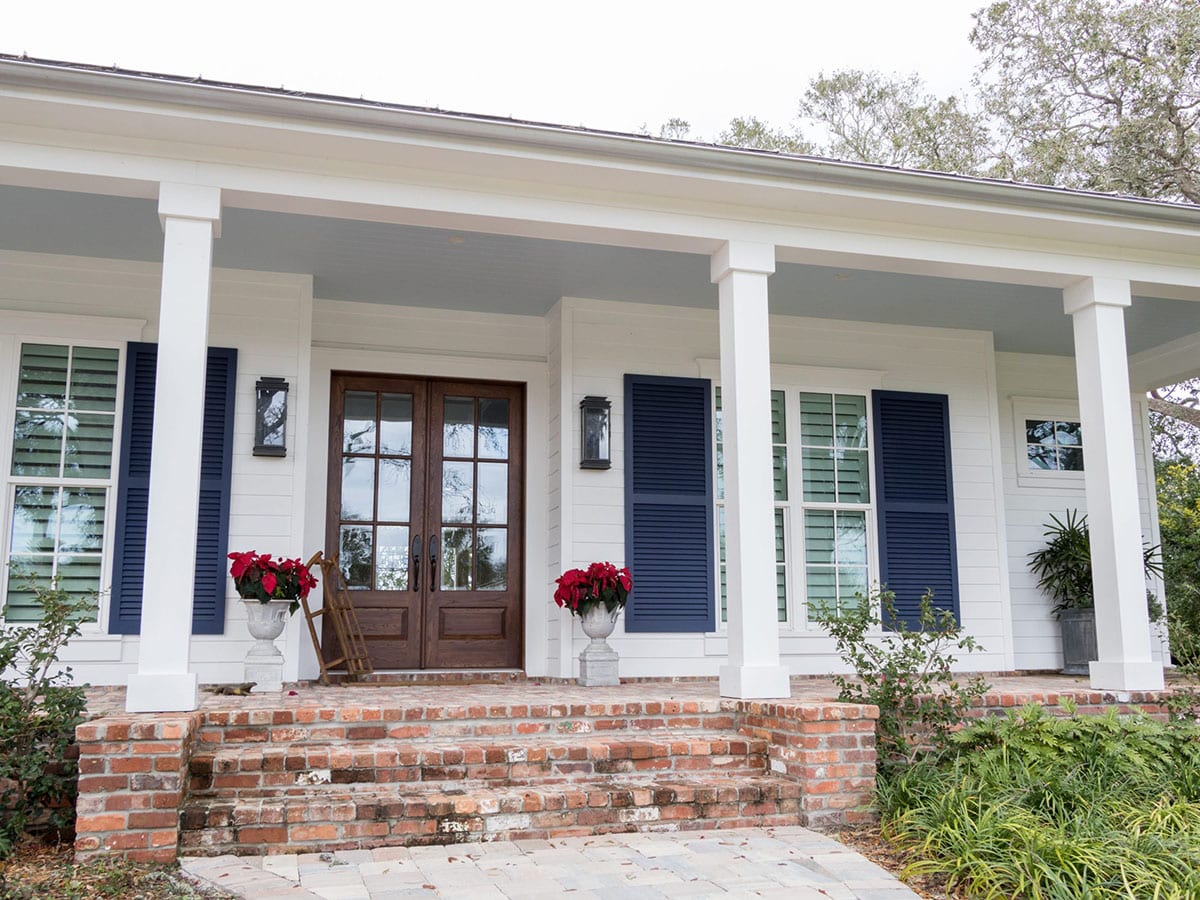 Outdoor entrance area of a beautiful property